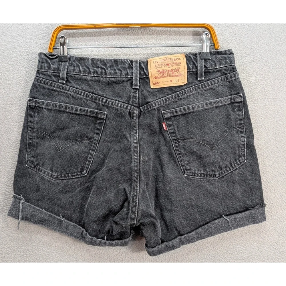 Vintage Levi's 550 Relaxed Fit Denim Cutoff Shorts Men's 36 Black Cotton Classic
